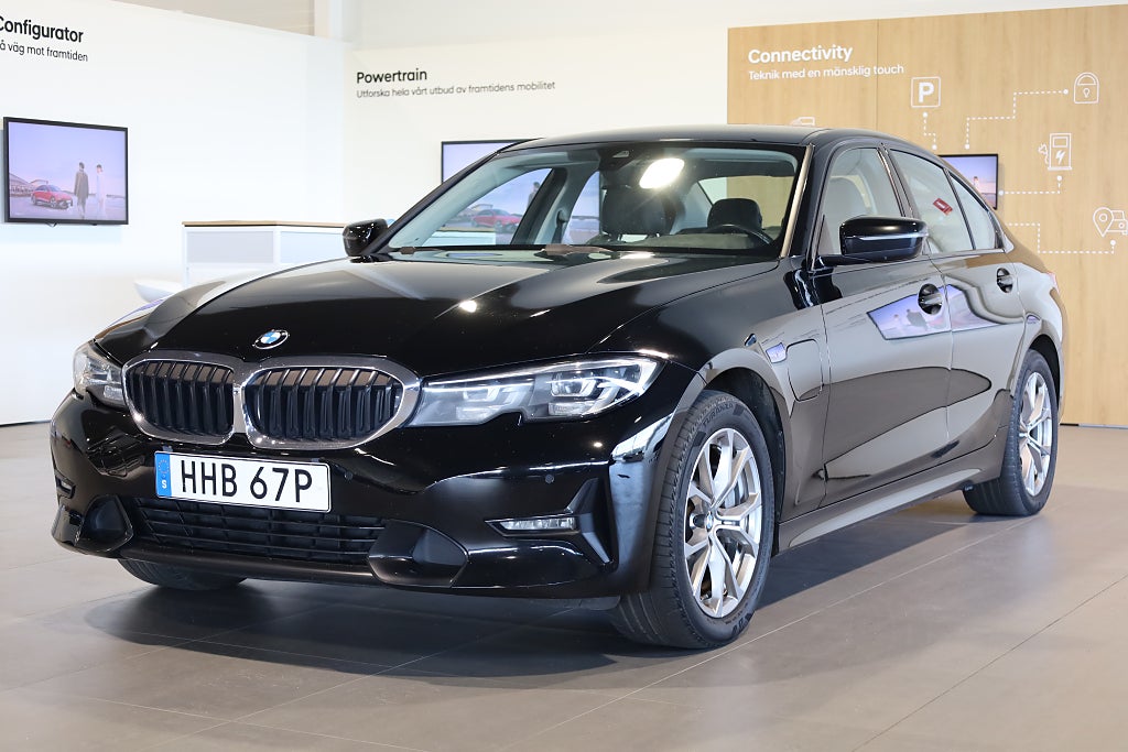 BMW 330e Sedan Steptronic Sport line H&K Navi Läder CarPlay 2020
