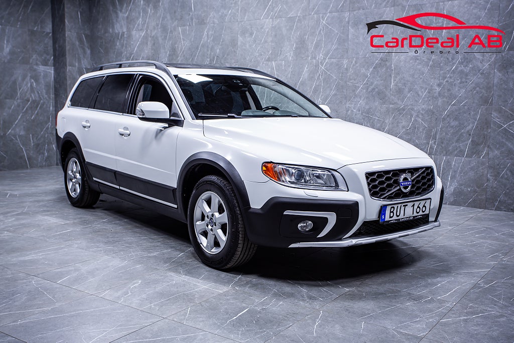 Volvo XC70 D4 Momentum Taklucka Värmare Navi Drag Rattvärme