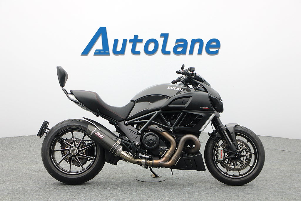 Ducati Diavel Carbon *SC-project