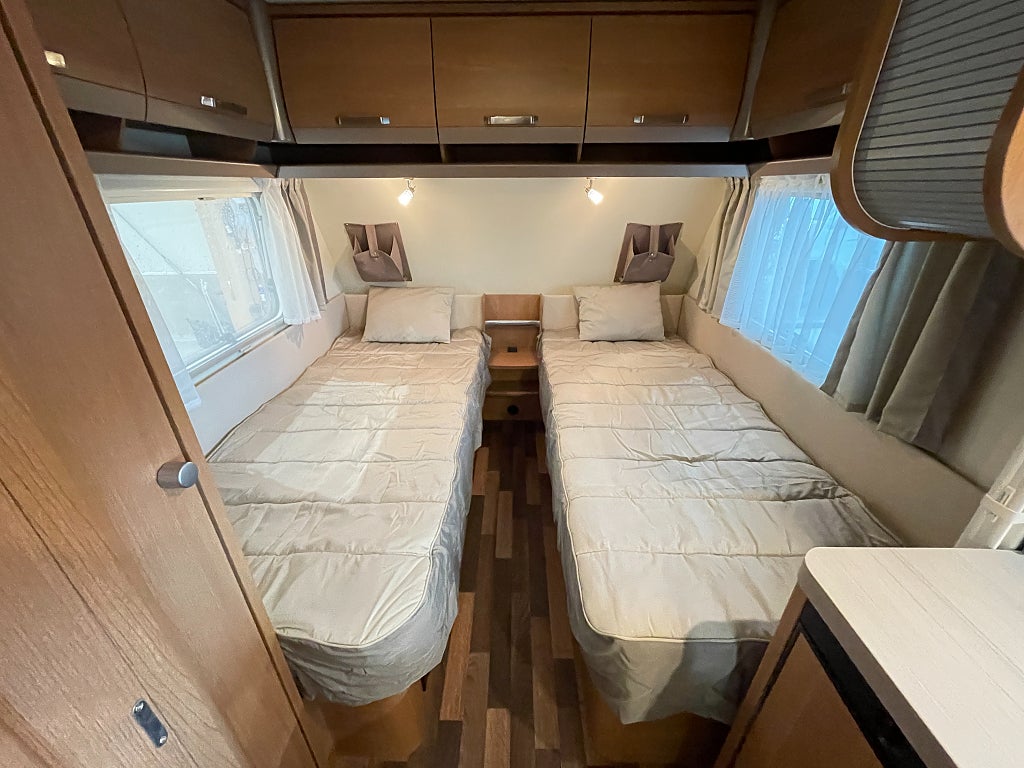 Knaus 500 Sport /Markis/1500kg totalvikt/Smidig resevagn/Långbäddar - Knaus