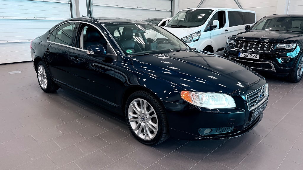 Volvo S80 4.4 V8 AWD 315hk Låga mil 1-Ägare