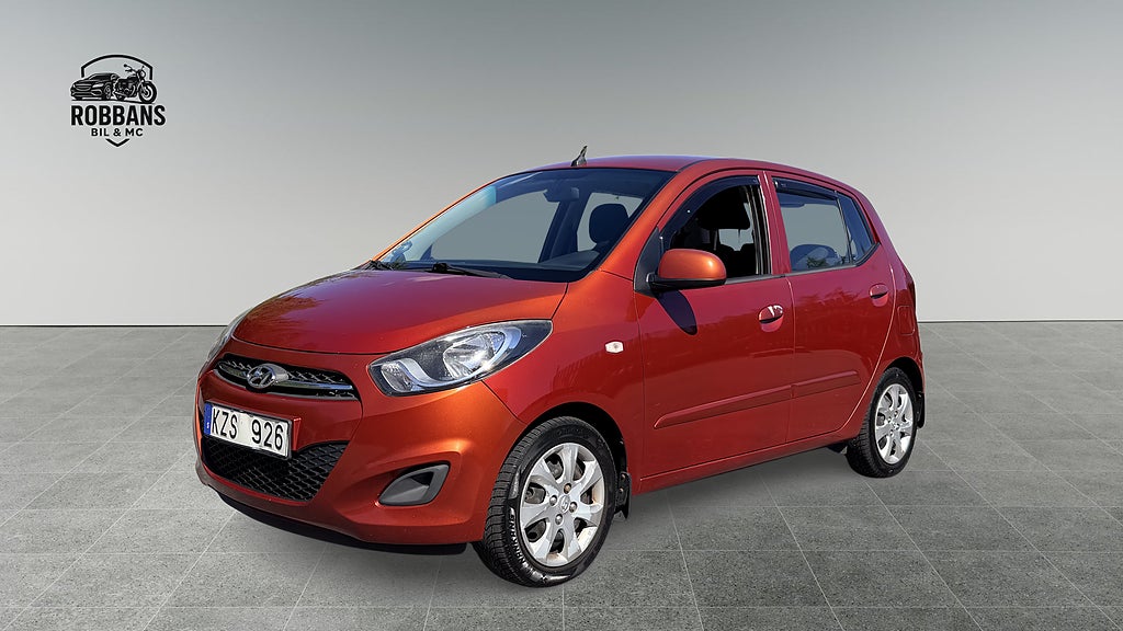 Hyundai i10 1.1 Premium Nyservad Nybesiktad