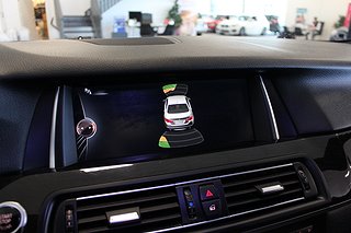 Sedan BMW 530 21 av 21