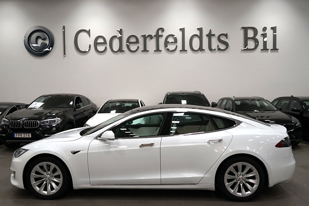 Tesla Model S Long Range AWD 100kWh Raven SoV-hjul MOMS