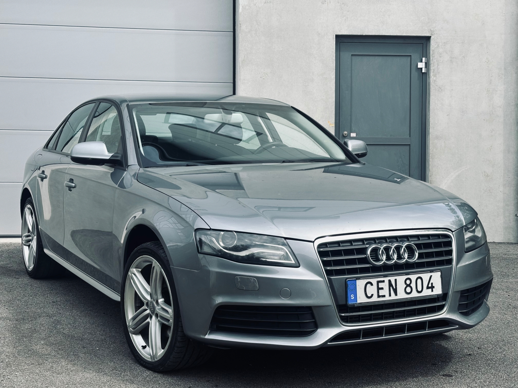 Audi A4 2010, bild 4/10