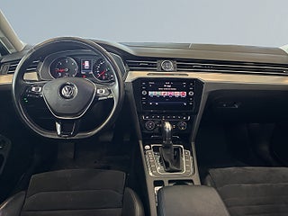 Volkswagen Passat 2.0 TDI 4Motion S&V-hjul/Carplay/Kamera/A.d Fart/Drag – bild 8