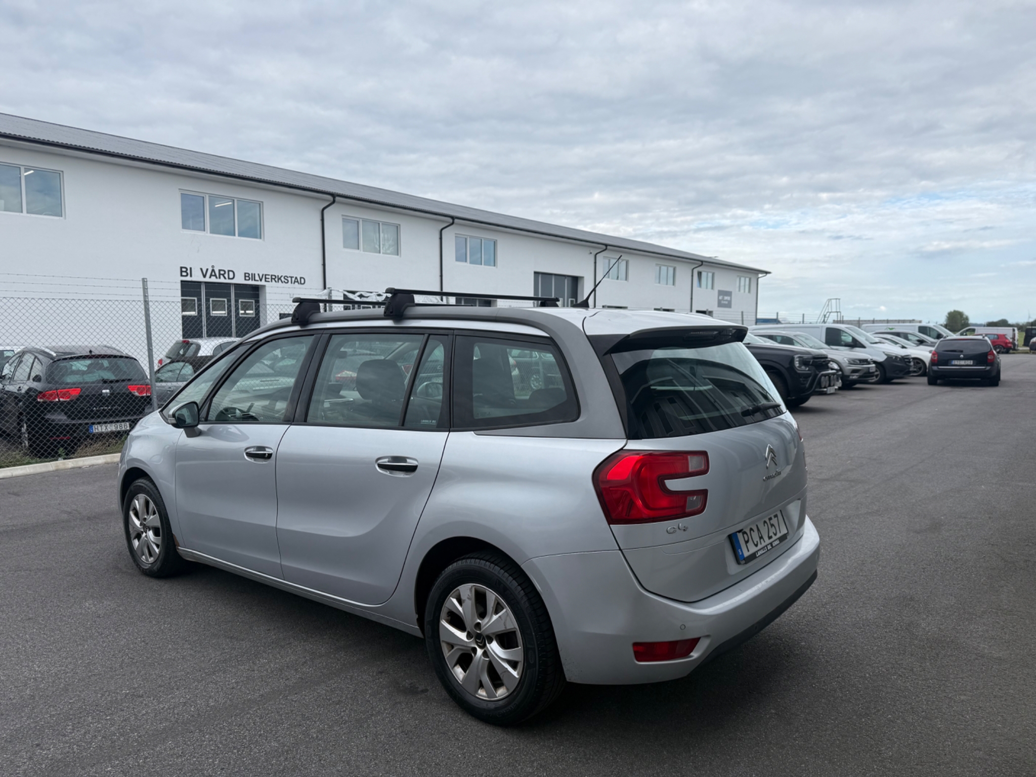 Citroen Grand C4 Picasso 2015, bild 2/10