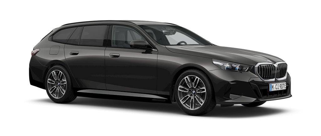 BMW 530e xDrive Fully Charged