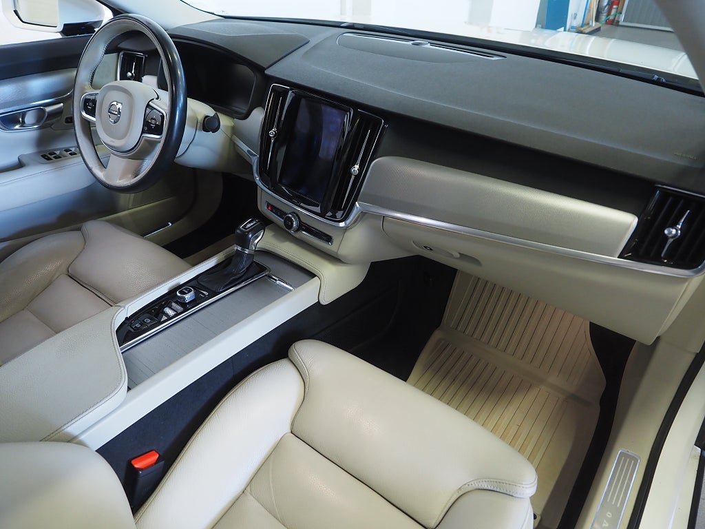 Volvo S90 D3 150hk Geartronic Inscription | Navi | Backkamera | 2017