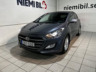 Hyundai i30 5-dörrar 1.6 Premium Mvärm Psens Rattvärme SoV