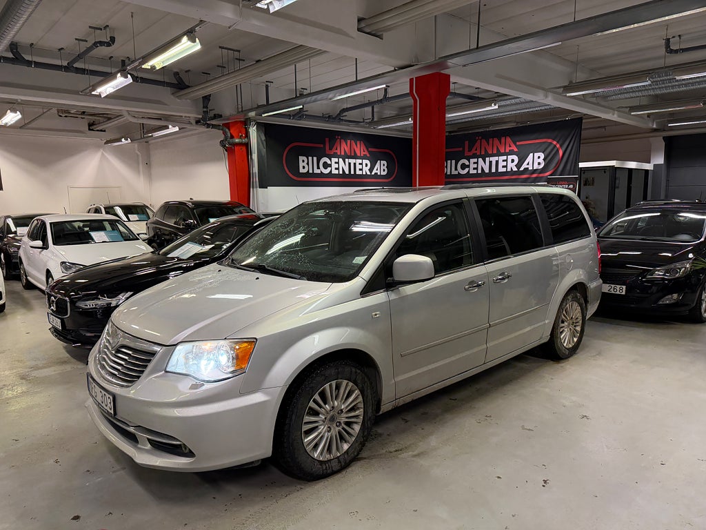 Lancia Voyager 3.6 V6 VVT 7-sits Skinn Kamera M-värmare Ny servad SoV