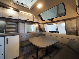 Husvagn, 2-axl Knaus 650 UDF Silver Selection  7 av 21