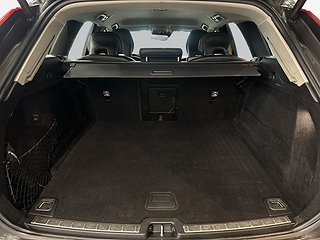 Volvo XC60 B4 AWD Geartronic Advanced S&V-hjul/Pvärm/Keyless