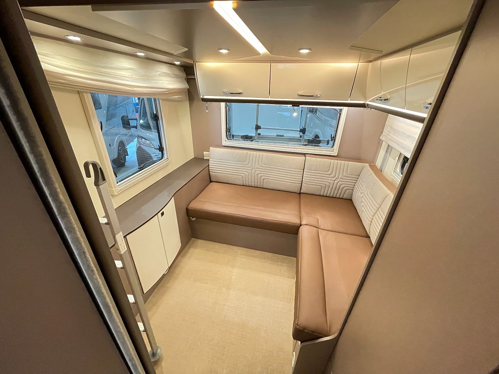 Bürstner Lyseo 744 TD Harmony Line /Soffa bak/Taksäng x2/AC bodel/Solcell - Bürstner