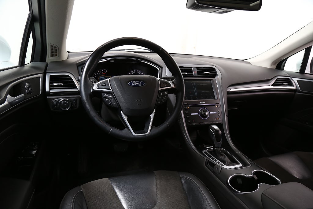 Ford Mondeo 2,0 TDCi 180hk Business Aut Kombi Panorama Värmare Drag