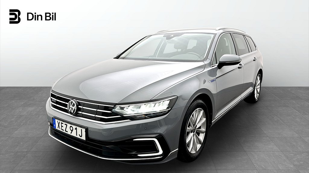 Volkswagen Passat Sportscombi GTE DSG Drag/P-värmare/Navigation