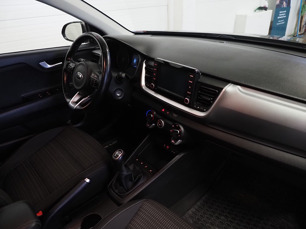 Kia Stonic 1.4 MPi 99hk Advance Backkamera Dragkrok 2018