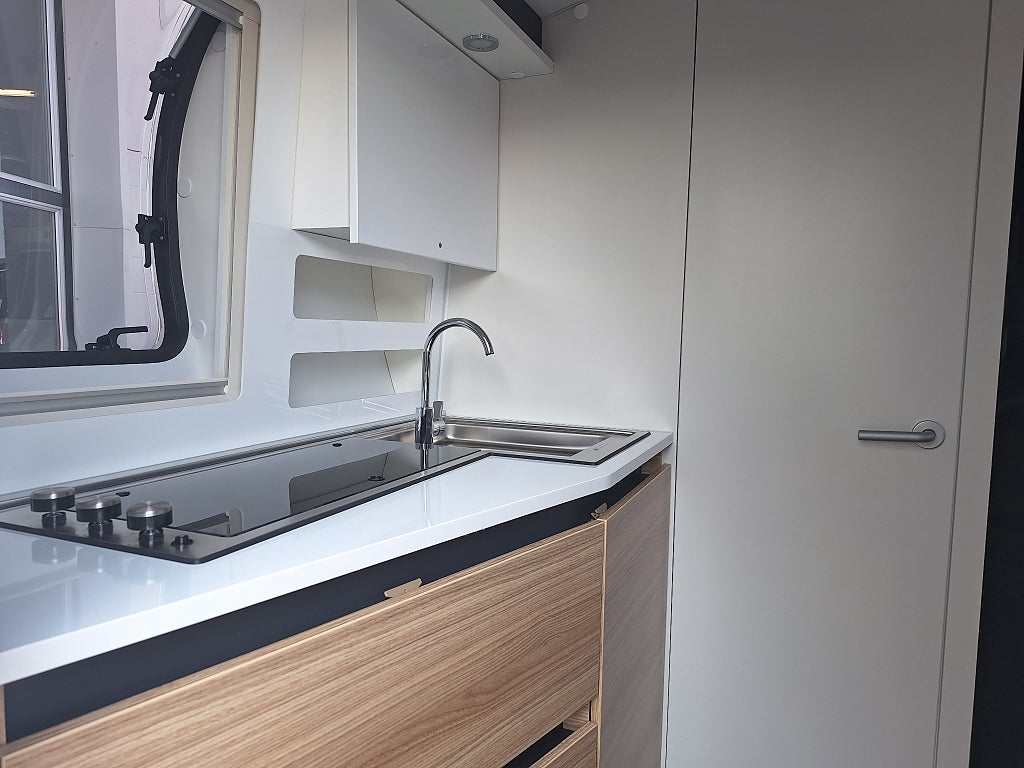 Adria Action Sport 391 LH / Köp nu – hämta till våren! - Adria