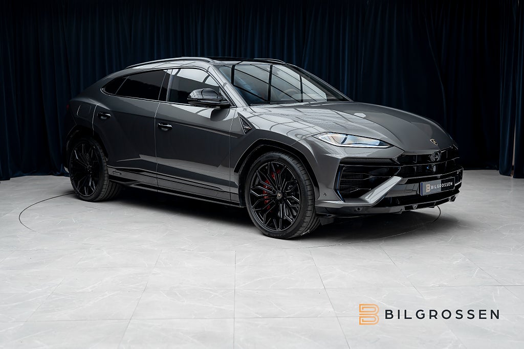 Lamborghini Urus SE Style-P Dark Big-Carbon Grigio Keres 23” NY