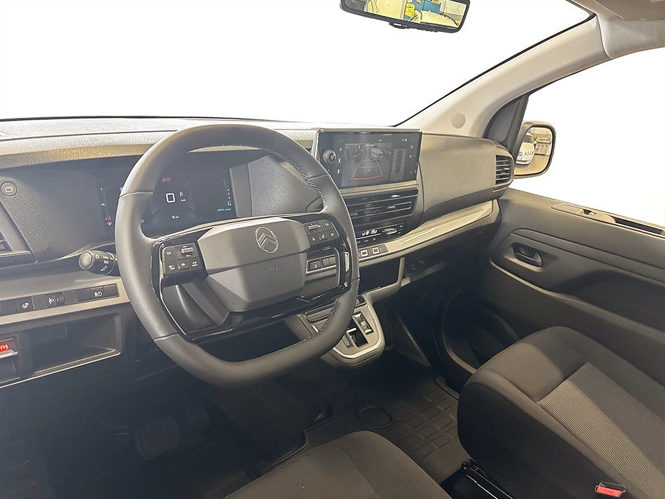 Bild på Citroën Jumpy Crew Cab Business 180hk Aut L3 -EDITION! SERVICE & V-HJUL 