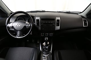 SUV Mitsubishi Outlander 10 av 25