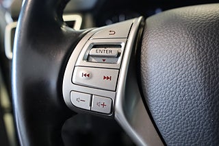 SUV Nissan Qashqai 20 av 23