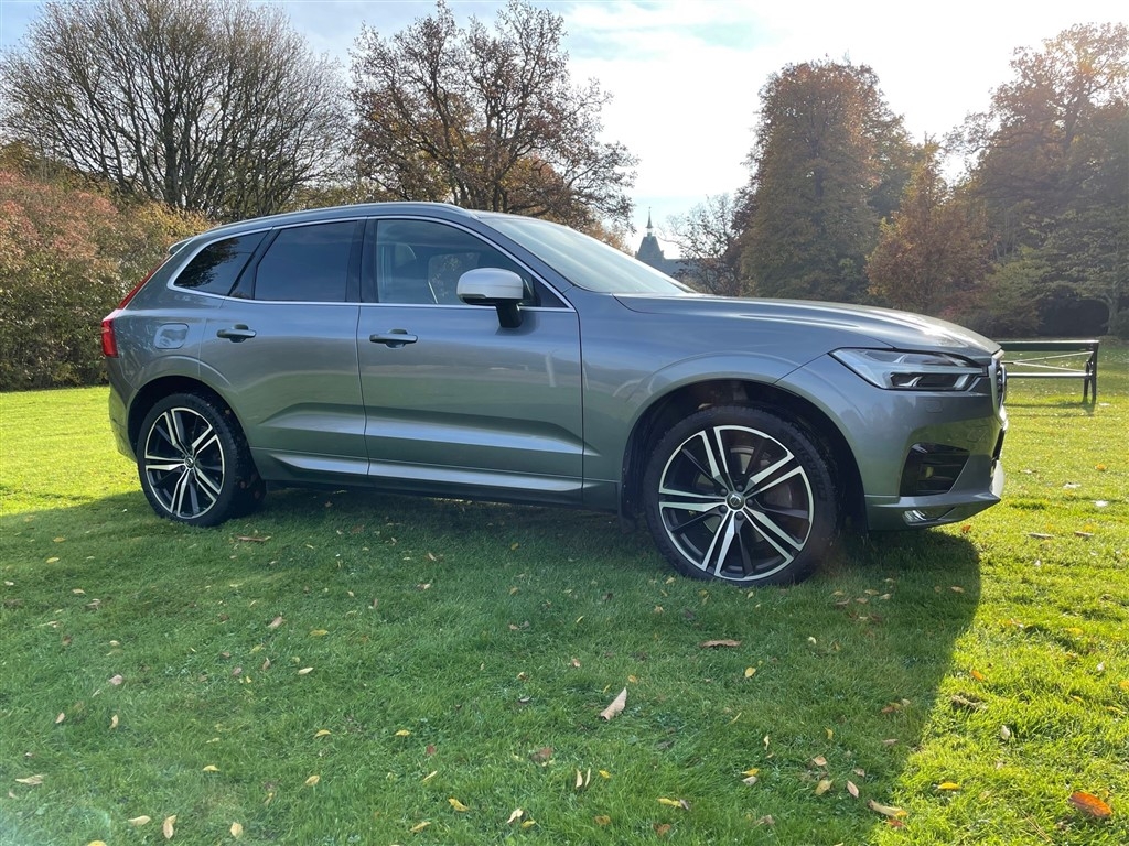Volvo XC60 D5 AWD, R-Design 2019, bild 3/41