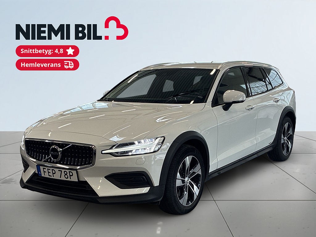 Volvo V60 Cross Country B4 AWD Advanced Nav Pro S&Vhjul/Drag/Kamera/Carplay/VOC