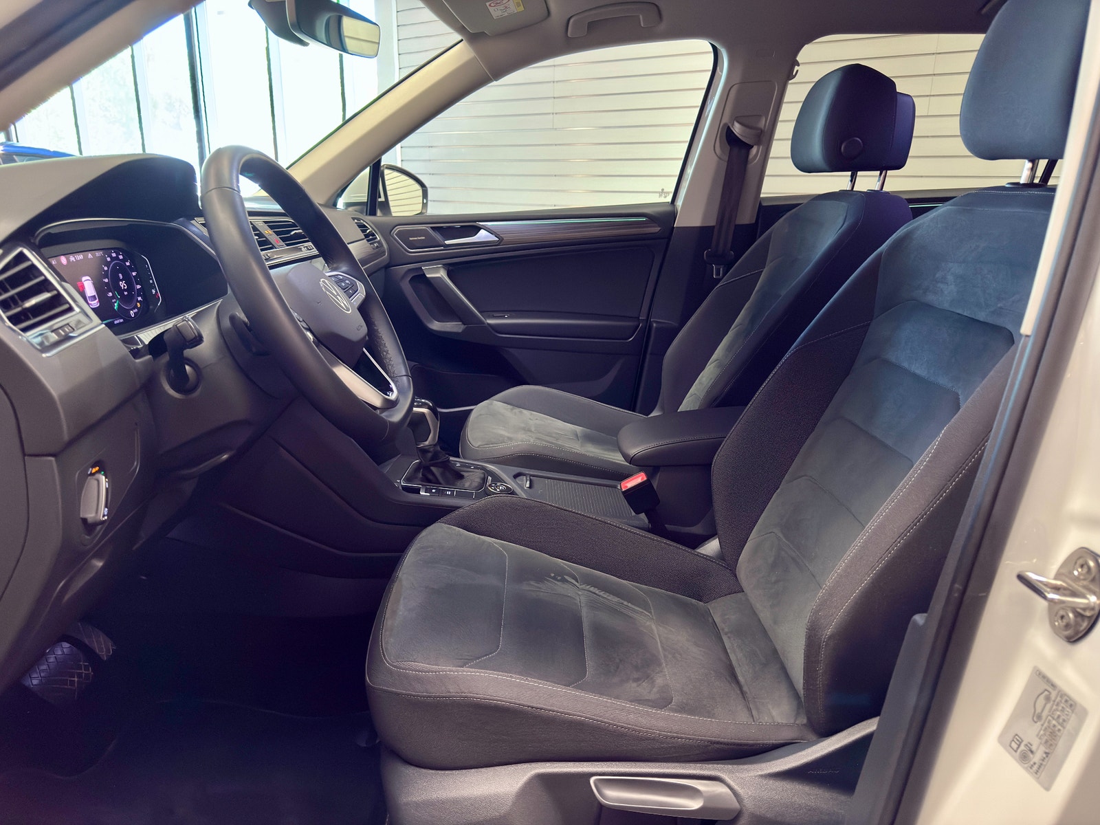 Volkswagen Tiguan Allspace 7-sits 2.0 TDI 200hk 4M |Elegance|Drag|Värmare 2022 - miniatyr 12