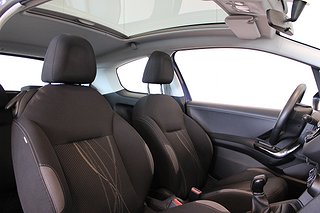 Halvkombi Peugeot 208 8 av 18