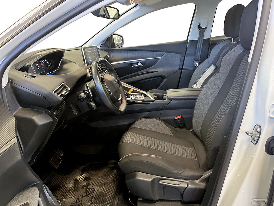 Bild på Peugeot 3008 Active 1.2 PT 130hk Aut KAMPANJRÄNTA 3,99%