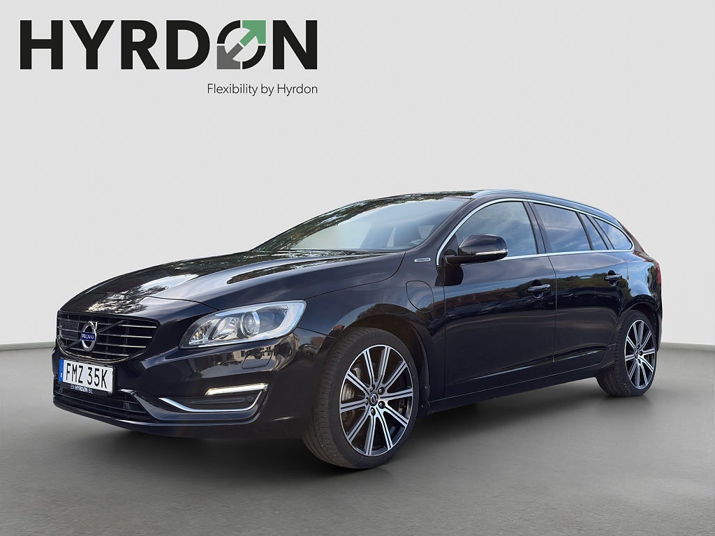 Volvo V60 D6 Plug-in Hybrid AWD Summum - Panoramatak - Skinn -GPS