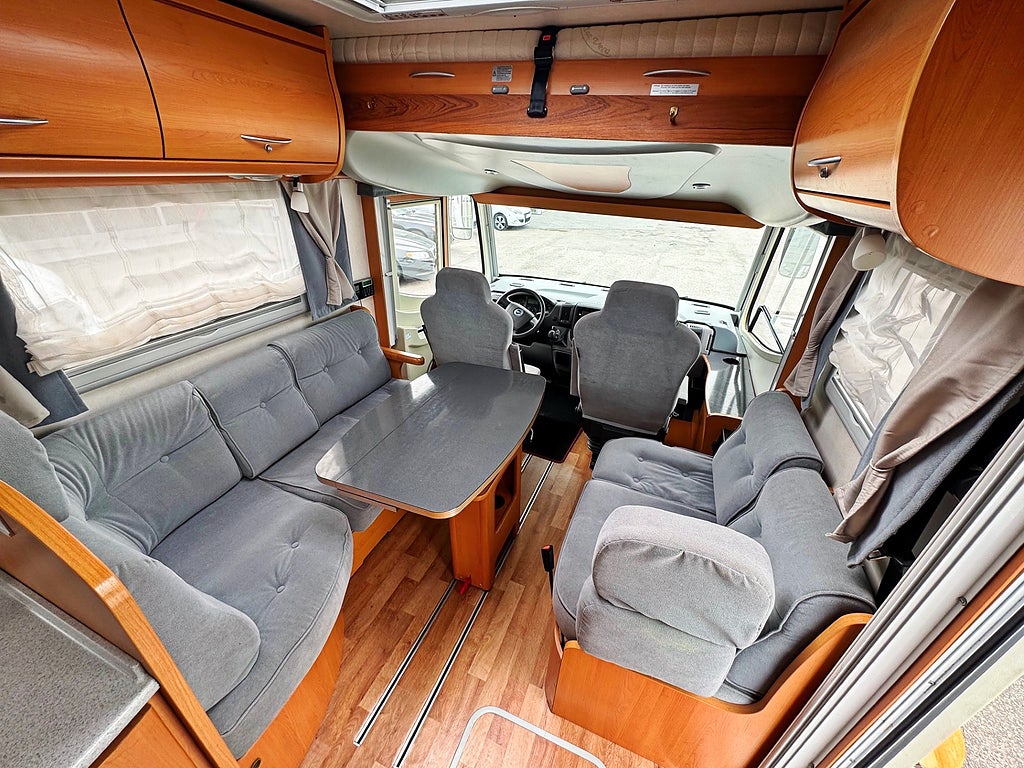 Frankia Luxury Class 840 Rymligt Välutrustat Välskött Prisvärt !