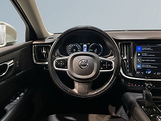 Volvo V60 T6 Twin Engine AWD Momentum Drag Pvärm Kamera SoV – bild 9