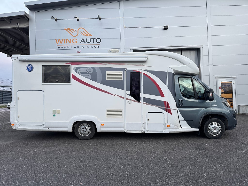 Elnagh T-loft 591 150HK AUT Queensbed & taksäng! 5 bältad! Höj & sänkba