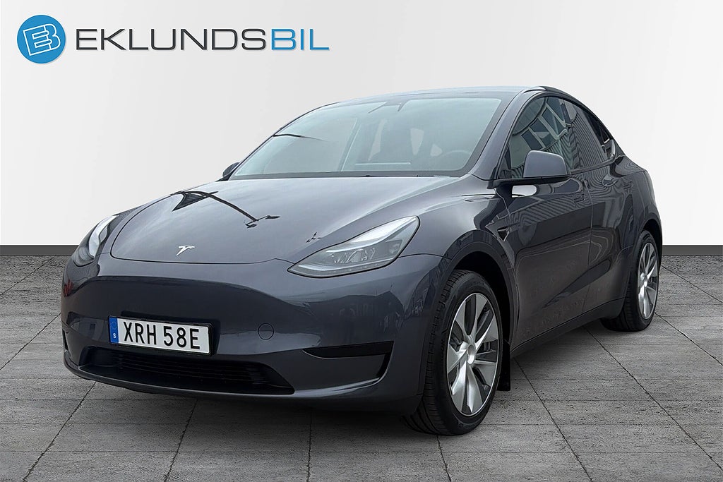 Tesla Model Y Standard Range RWD Autopilot Skinn Värmare Drag