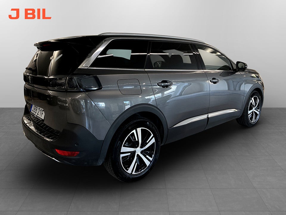 Bild på Peugeot 5008 GT 1.2 PT 130hk Aut 7-SITS B-KAMERA CARPLAY