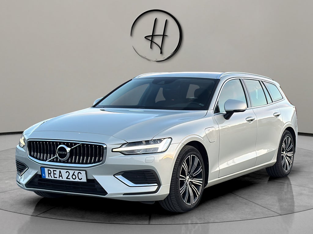 Volvo V60 Recharge T6 AWD Plug in-hybrid Kamera Navi Pilot Assist