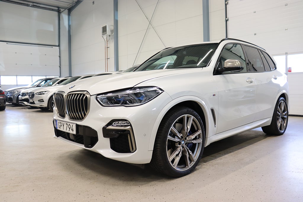 BMW X5 M50i Innovation Individual *SE SPEC* 530hk