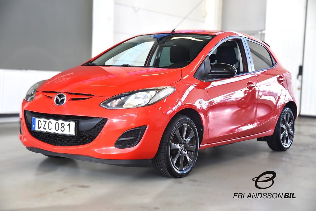 Mazda 2 5-dörrar 1.3 MZR Euro 5 NYSERVAD EN ÄGARE 