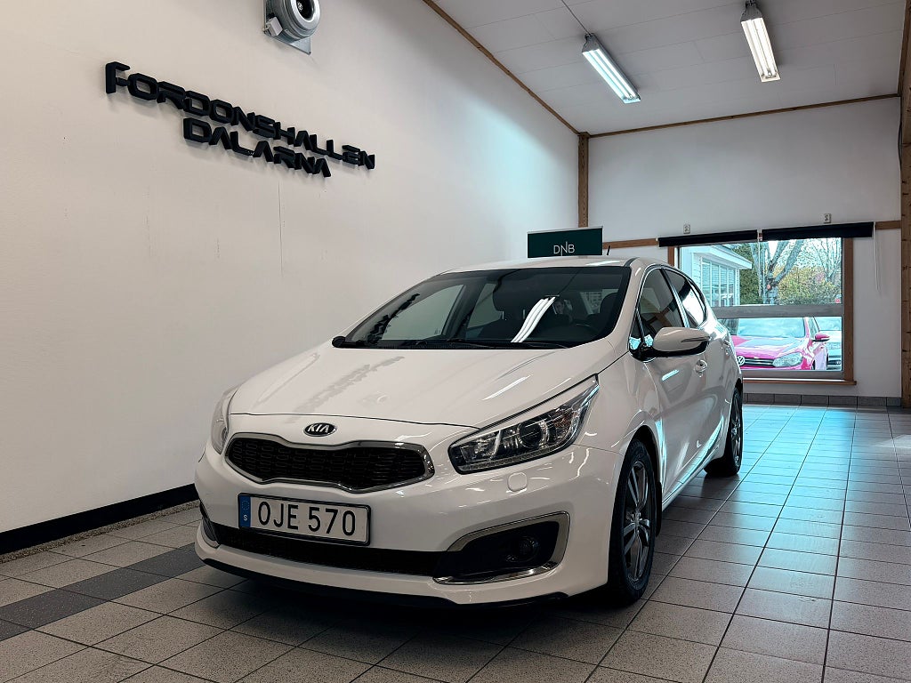 Kia Ceed cee'd 1.6 CRDi Dragkrok / Kupé värmare / Back kamera 