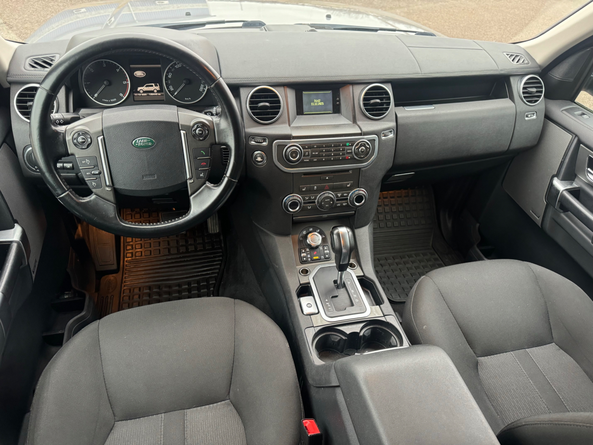 Land Rover Discovery 2011, kuva 6/31