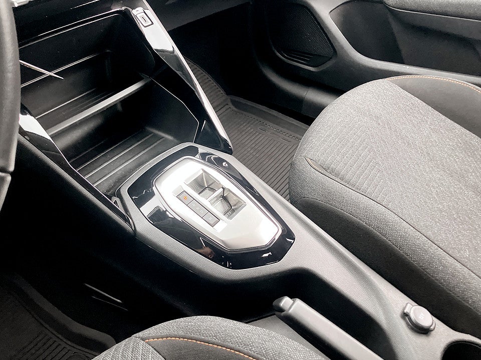 Bild på Peugeot 208 Style Hybrid 100hk Aut CARPLAY BACKSENSORER