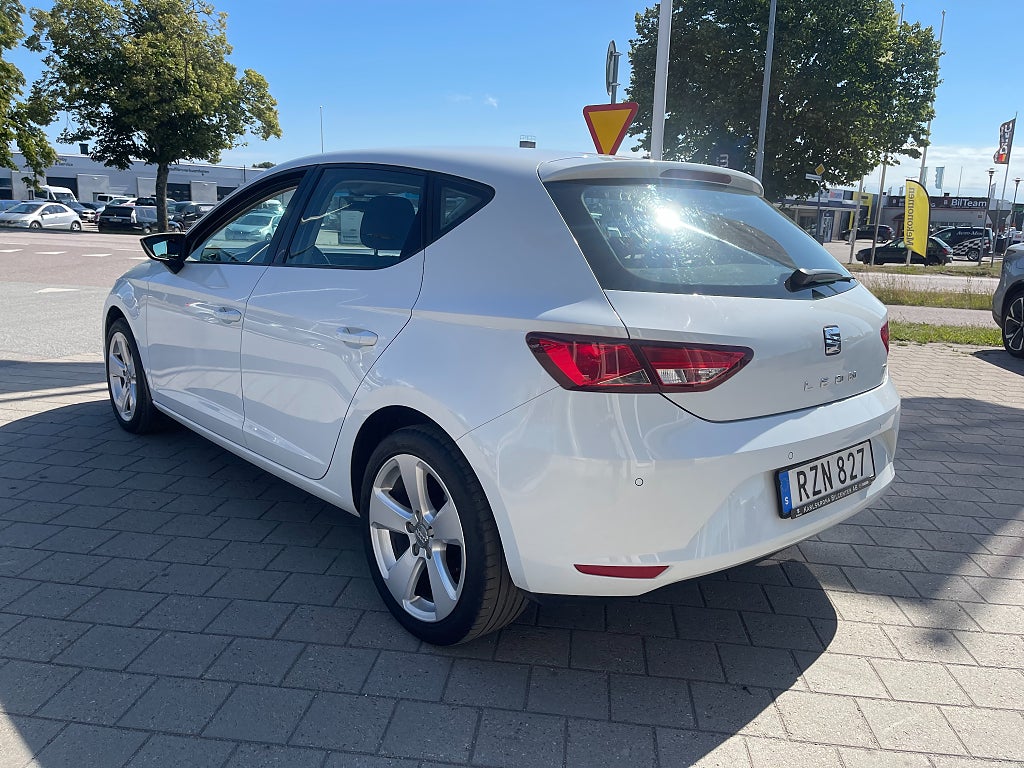 Seat Leon 1.2 TSI Style 105 hk Årsskatt 426 kr
