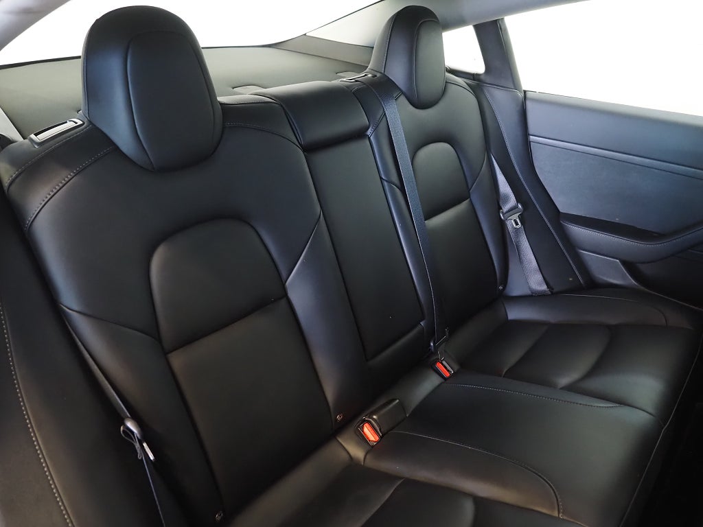 Tesla Model 3 Standard Range RWD 283hk Pano Navi Läder Moms 2023