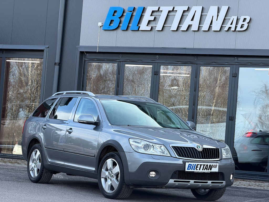 Skoda Octavia Scout 2.0 TDI DPF 4Motion Scout Dragkrok Navi