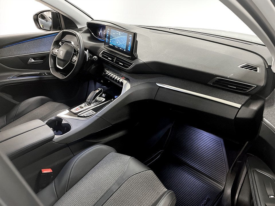 Bild på Peugeot 3008 Allure Pack 1.2 PT 130hk Aut - BACKKAMERA, KEYLESS