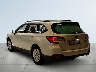 Subaru Outback 2.0 4WD Lineartronic Motorvärmare Farthållare S&V-däck