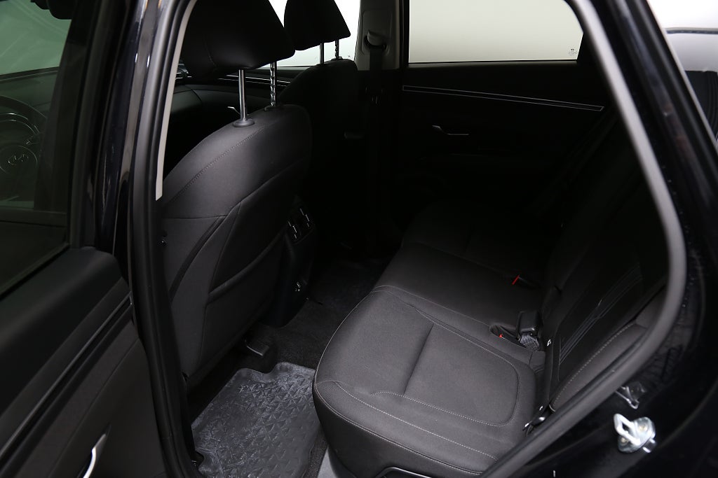 Hyundai Tucson 1,6 T-GDI MHEV 150hk Essential Aut Navi Kamera CarPlay 2023