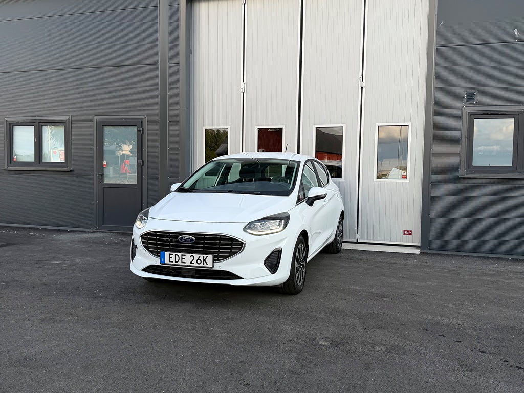 Ford Fiesta 1.0 EcoBoost Titanium, CarPlay, B-kamera, PDC, 1 Ägare